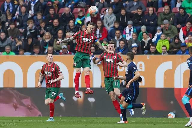 库里29分字母23分 勇士大胜35分终结雄鹿6连胜