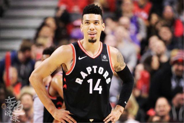 赵继伟伤退张镇麟23分高登24+12 辽宁大胜四川